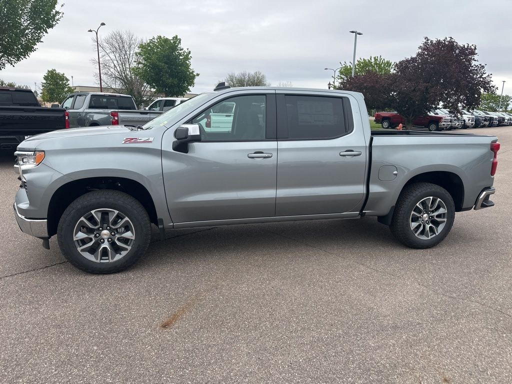 New 2026 Chevrolet Silverado 1500 LT Truck Crew Cab