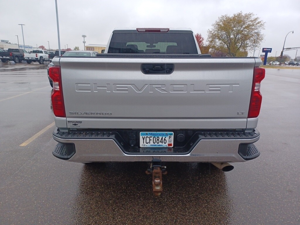 2022 Chevrolet Silverado 3500HD LT photo 4