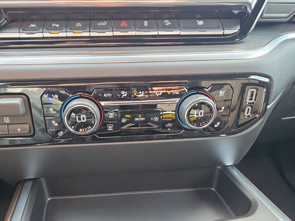 2026 Chevrolet Silverado 1500 High Country - Photo 16