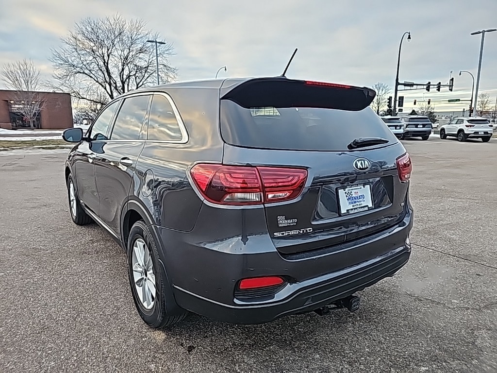 Used 2019 Kia Sorento LX with VIN 5XYPGDA53KG499806 for sale in Mankato, Minnesota