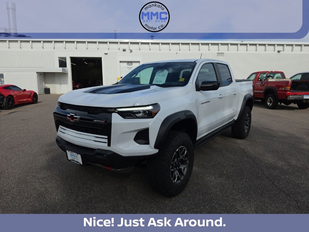 2024 Chevrolet Colorado 4WD ZR2 Crew Cab Short Box's photo