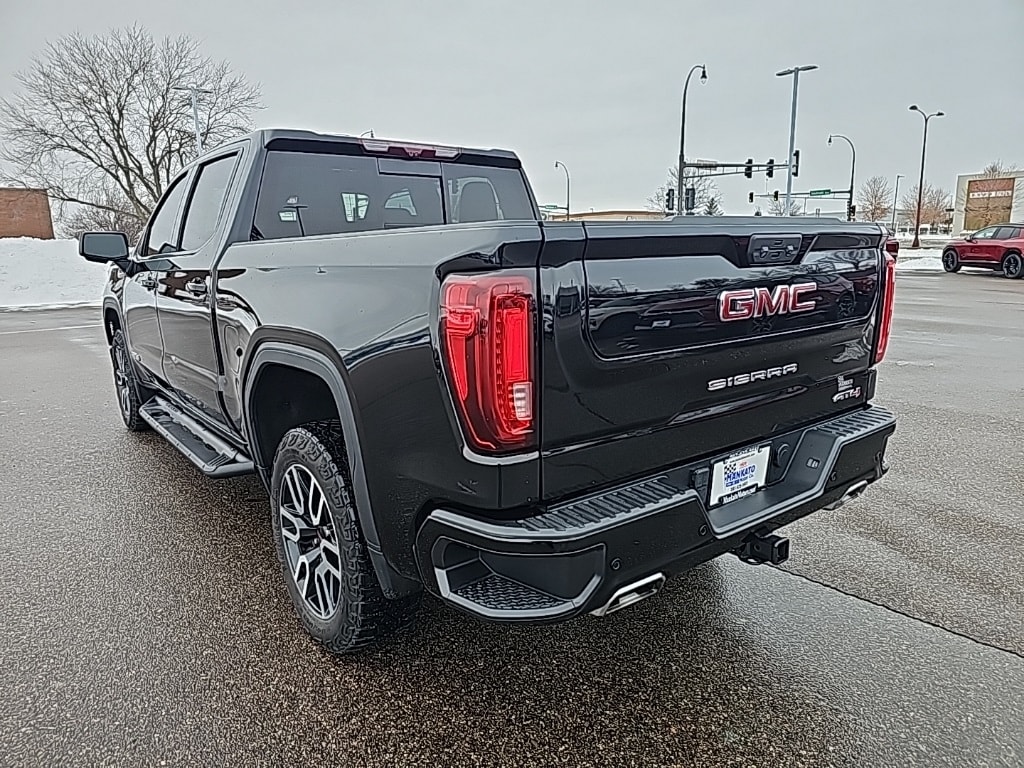 Used 2023 GMC Sierra 1500 AT4 with VIN 3GTUUEEL3PG334406 for sale in Mankato, Minnesota