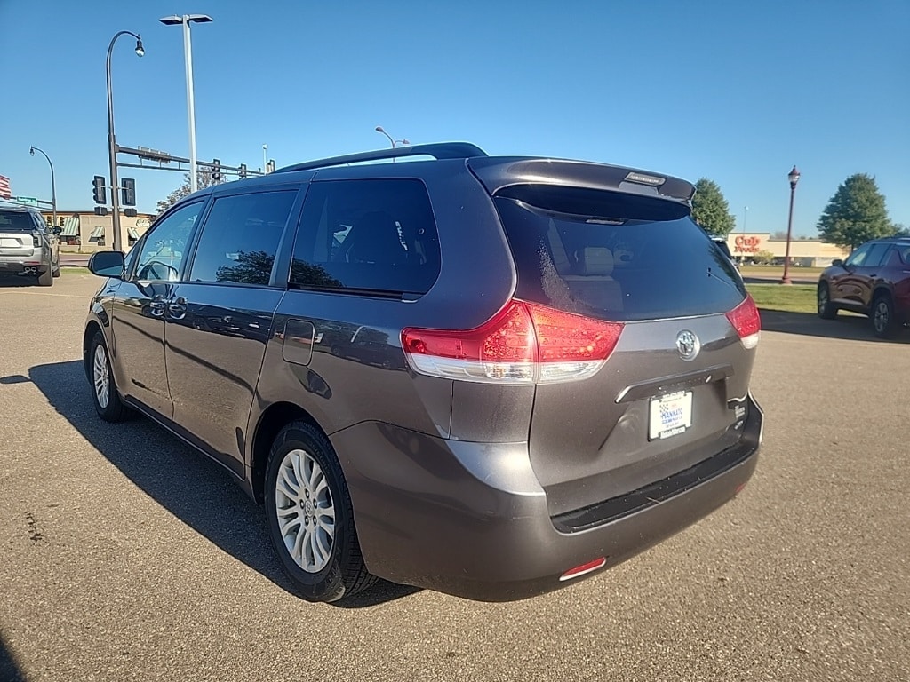 Used 2014 Toyota Sienna XLE Van