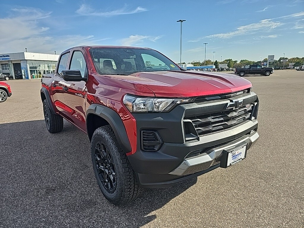 2026 Chevrolet Colorado Trail Boss photo 4