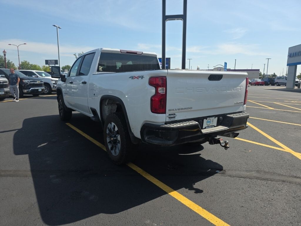 Used 2022 Chevrolet Silverado 2500HD Custom Truck Crew Cab