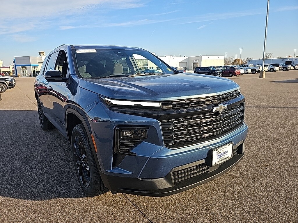 2026 Chevrolet Traverse photo 4