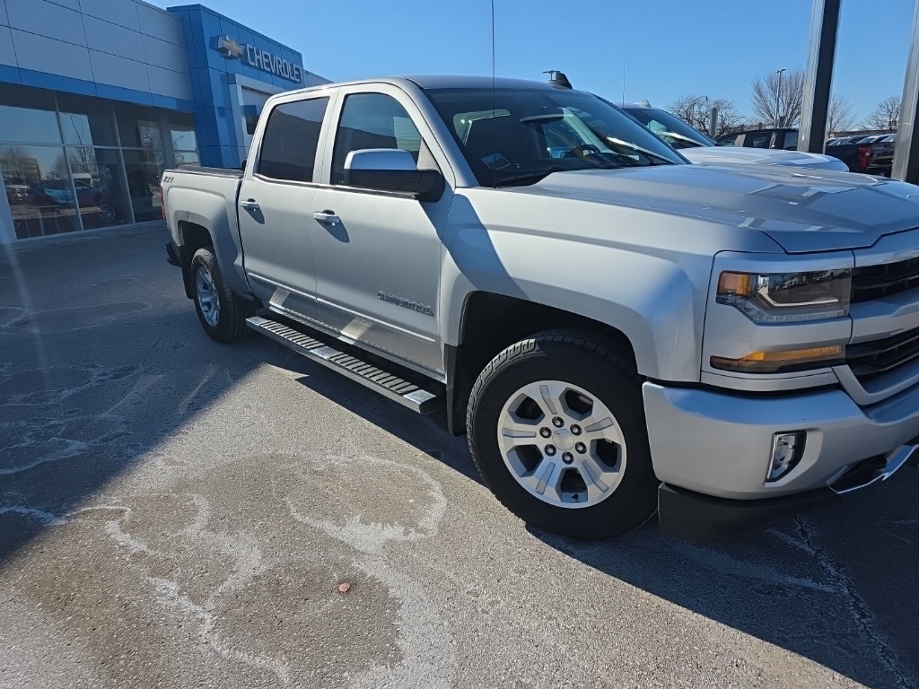 Used 2017 Chevrolet Silverado 1500 LT Truck Crew Cab