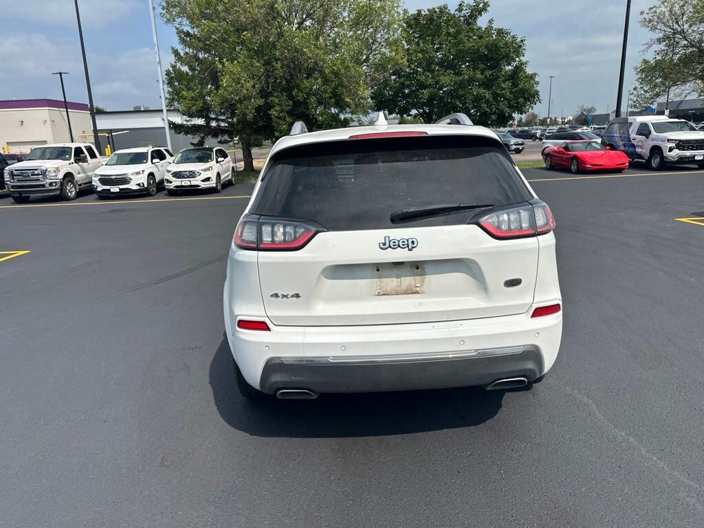 Used 2019 Jeep Cherokee Overland SUV