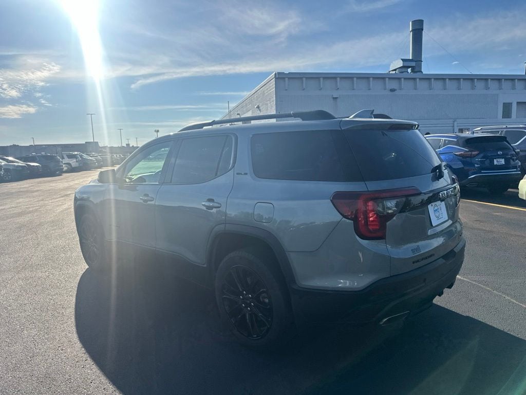 Used 2023 GMC Acadia SLE SUV