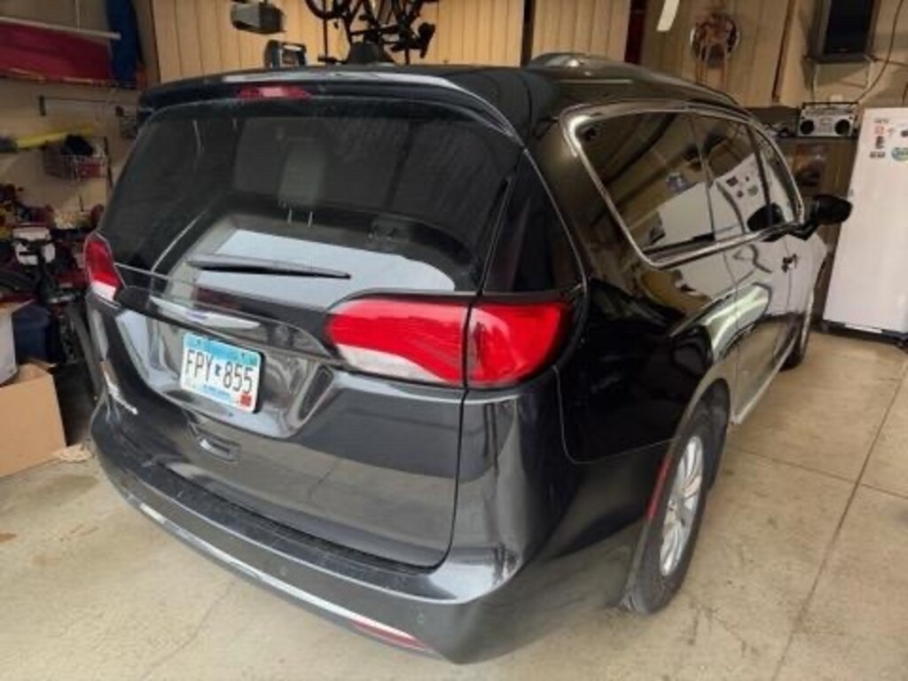 Used 2018 Chrysler Pacifica Touring L Plus Van