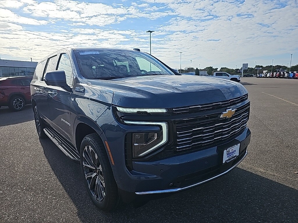 2026 Chevrolet Suburban High Country photo 4