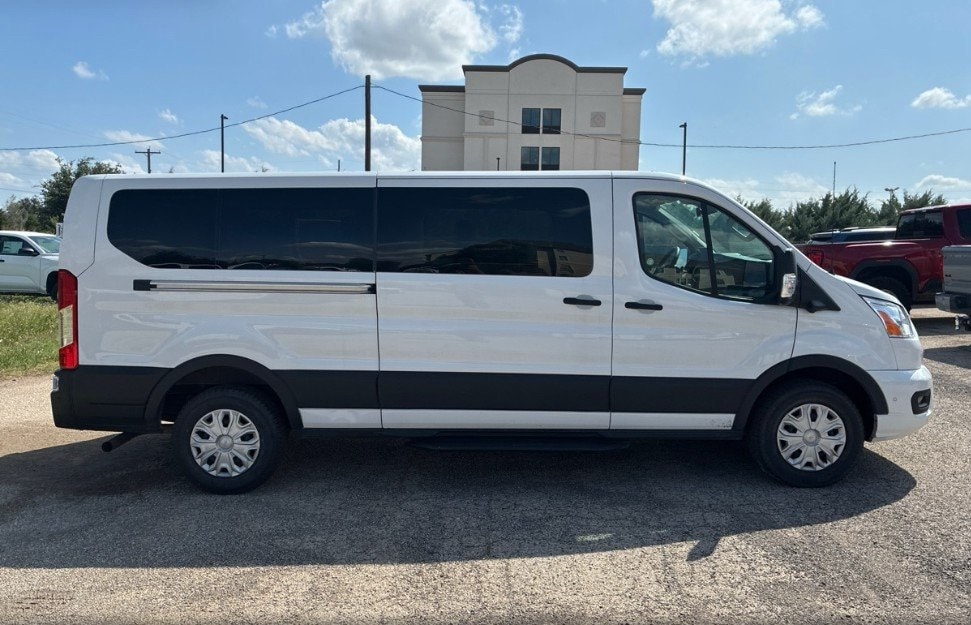 Used 2022 Ford Transit Passenger Van XLT with VIN 1FBAX2Y83NKA84224 for sale in Mankato, Minnesota