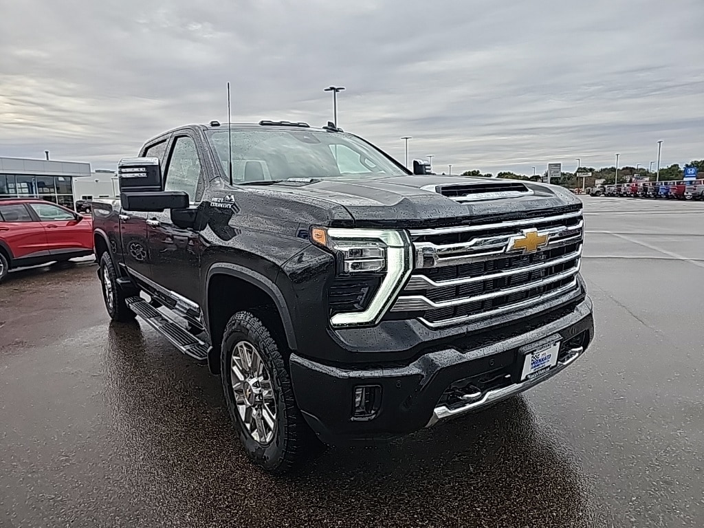 New 2026 Chevrolet Silverado 3500HD High Country Truck Crew Cab