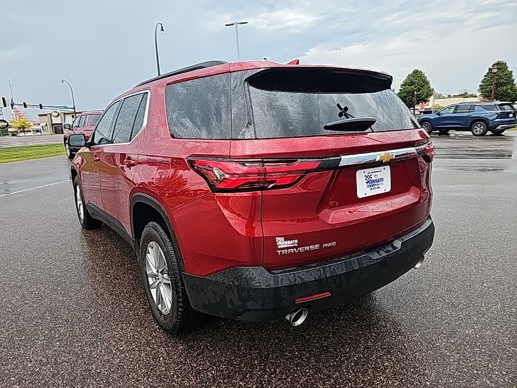 Used 2023 Chevrolet Traverse 3LT with VIN 1GNEVHKW2PJ227404 for sale in Mankato, Minnesota