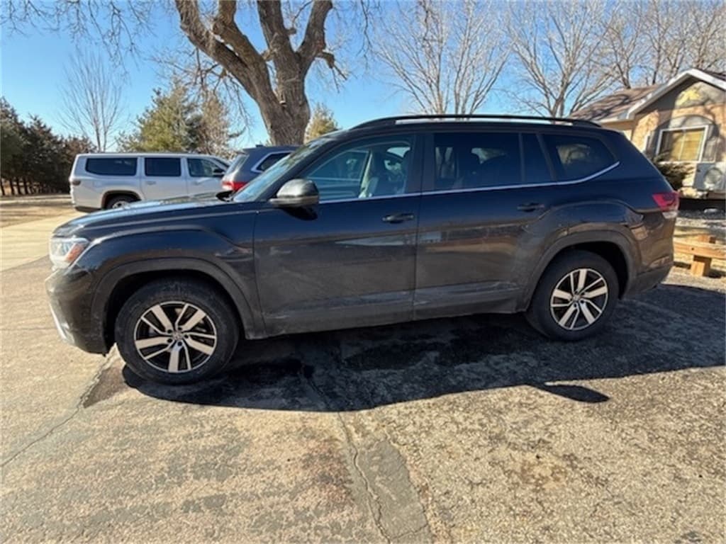 Used 2023 Volkswagen Atlas 2.0T SE SUV