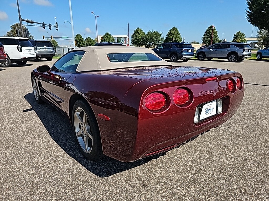 2003 Chevrolet Corvette Base Convertible photo 2