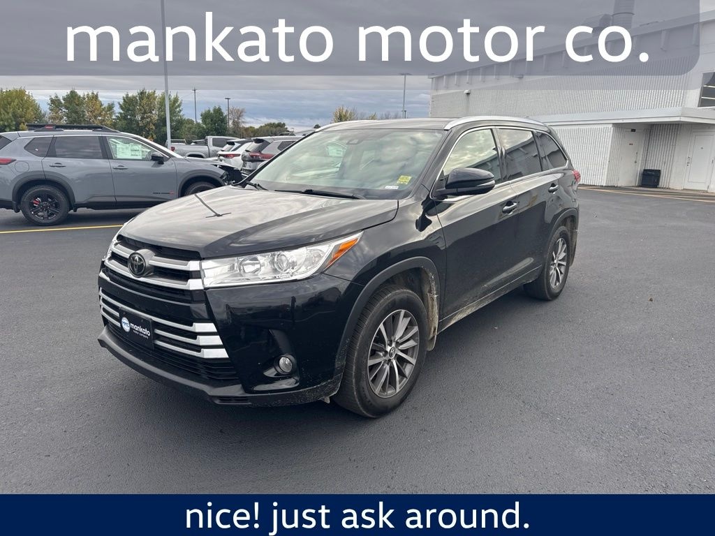 Used 2017 Toyota Highlander XLE SUV