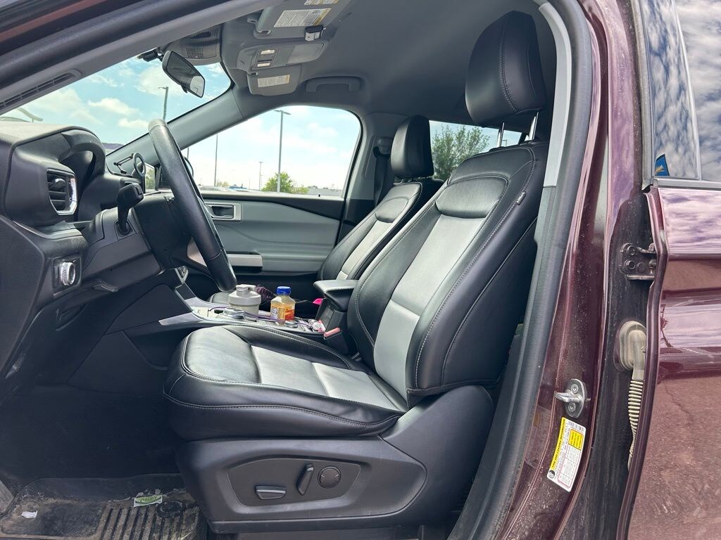 Used 2022 Ford Explorer XLT SUV