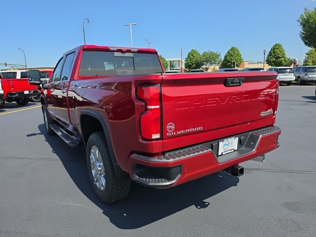 New 2026 Chevrolet Silverado 3500HD High Country Truck Crew Cab