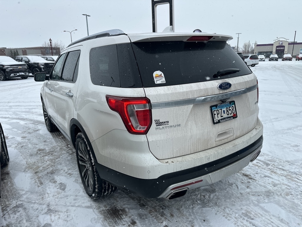 Used 2017 Ford Explorer Platinum SUV
