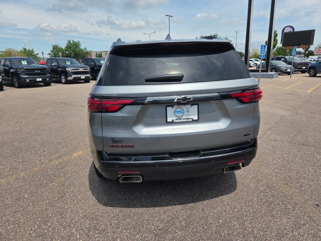 Used 2023 Chevrolet Traverse Premier SUV