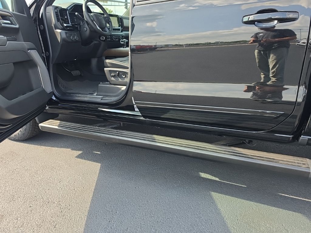 2026 Chevrolet Silverado 1500 High Country - Photo 11