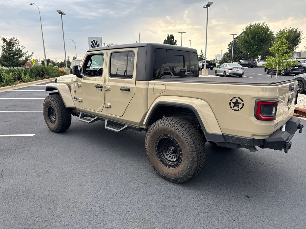 Used 2020 Jeep Gladiator Sport Truck Crew Cab