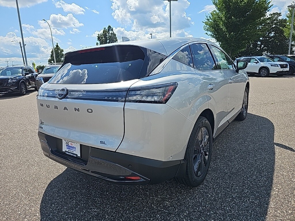2025 Nissan Murano SL photo 2