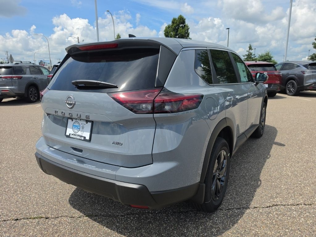 New 2026 Nissan Rogue SV SUV