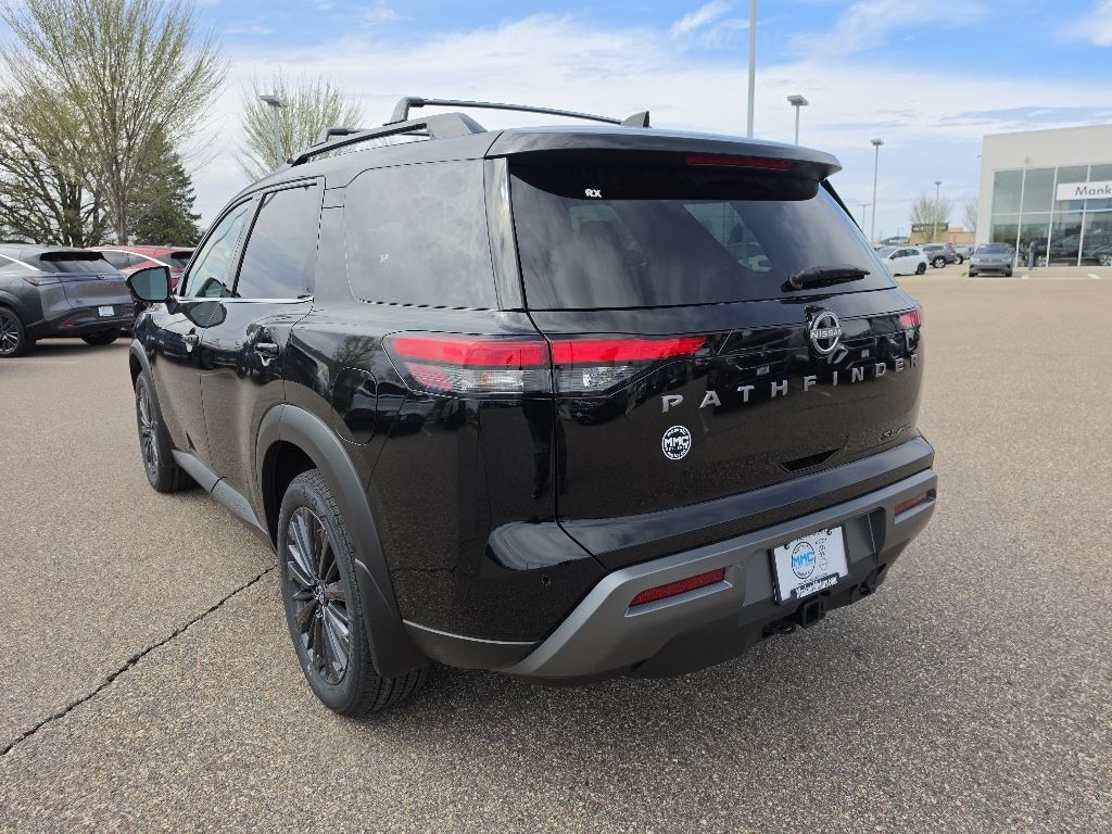 New 2026 Nissan Pathfinder SL SUV