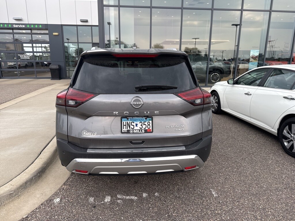 2022 Nissan Rogue Platinum AWD photo 4