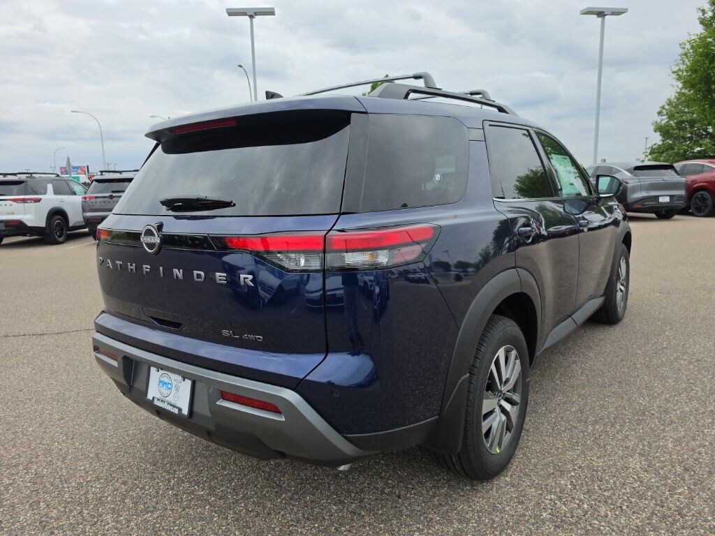 New 2026 Nissan Pathfinder SL SUV