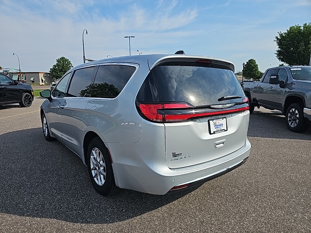 Used 2023 Chrysler Pacifica Touring L with VIN 2C4RC1BG2PR536429 for sale in Mankato, Minnesota