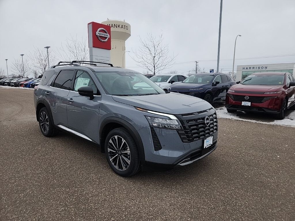 New 2026 Nissan Pathfinder Platinum SUV