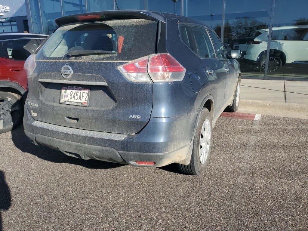 Used 2015 Nissan Rogue S SUV
