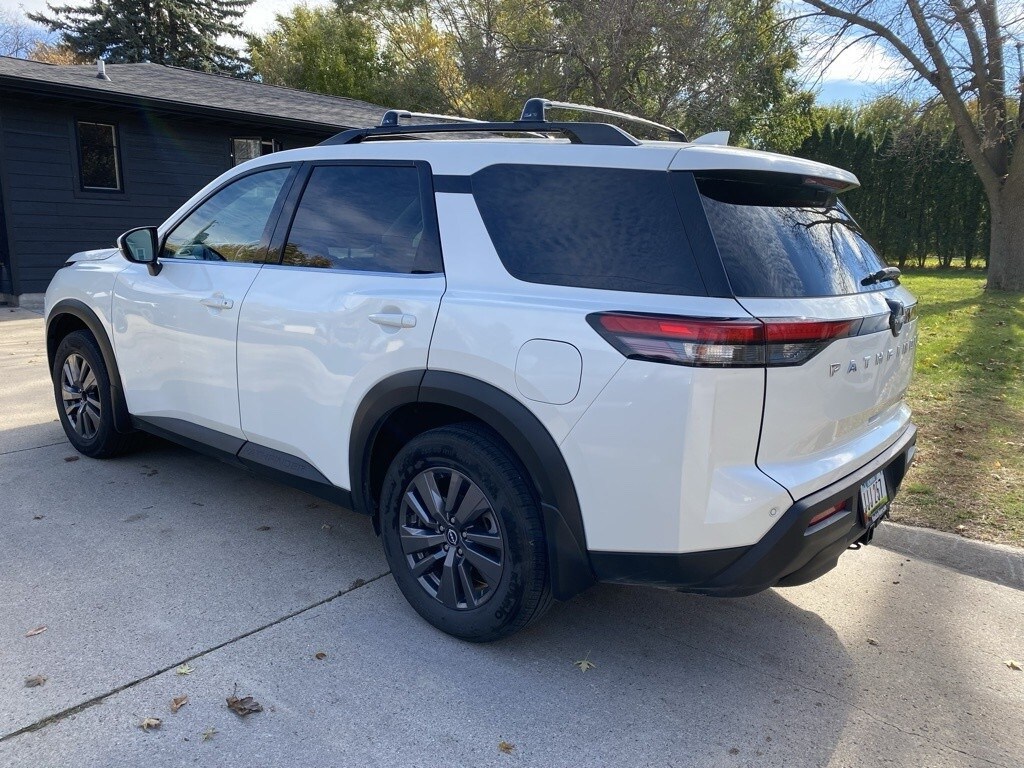 Used 2022 Nissan Pathfinder SV SUV