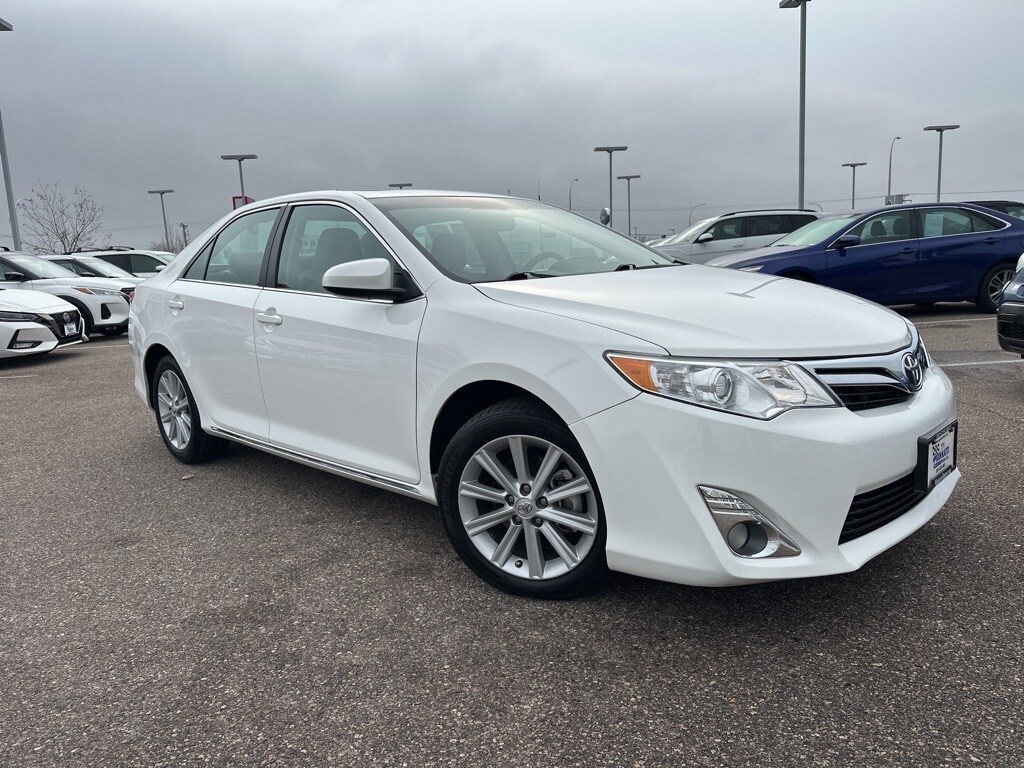 Used 2014 Toyota Camry XLE Sedan