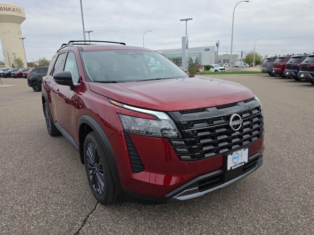 New 2026 Nissan Pathfinder SL SUV