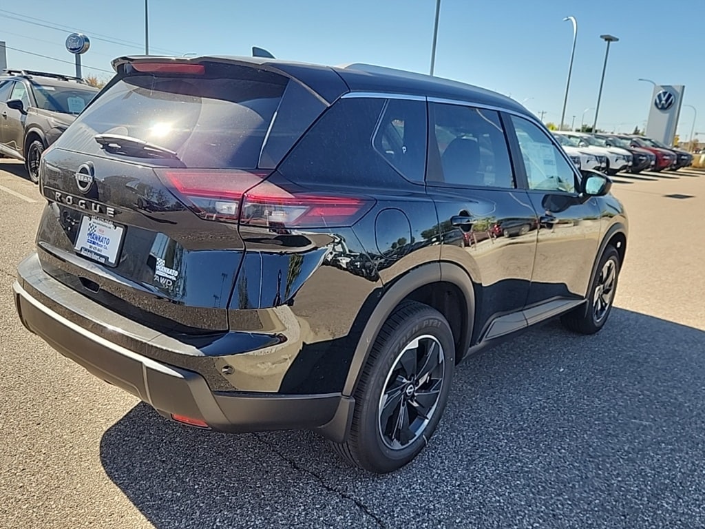 New 2026 Nissan Rogue SV SUV