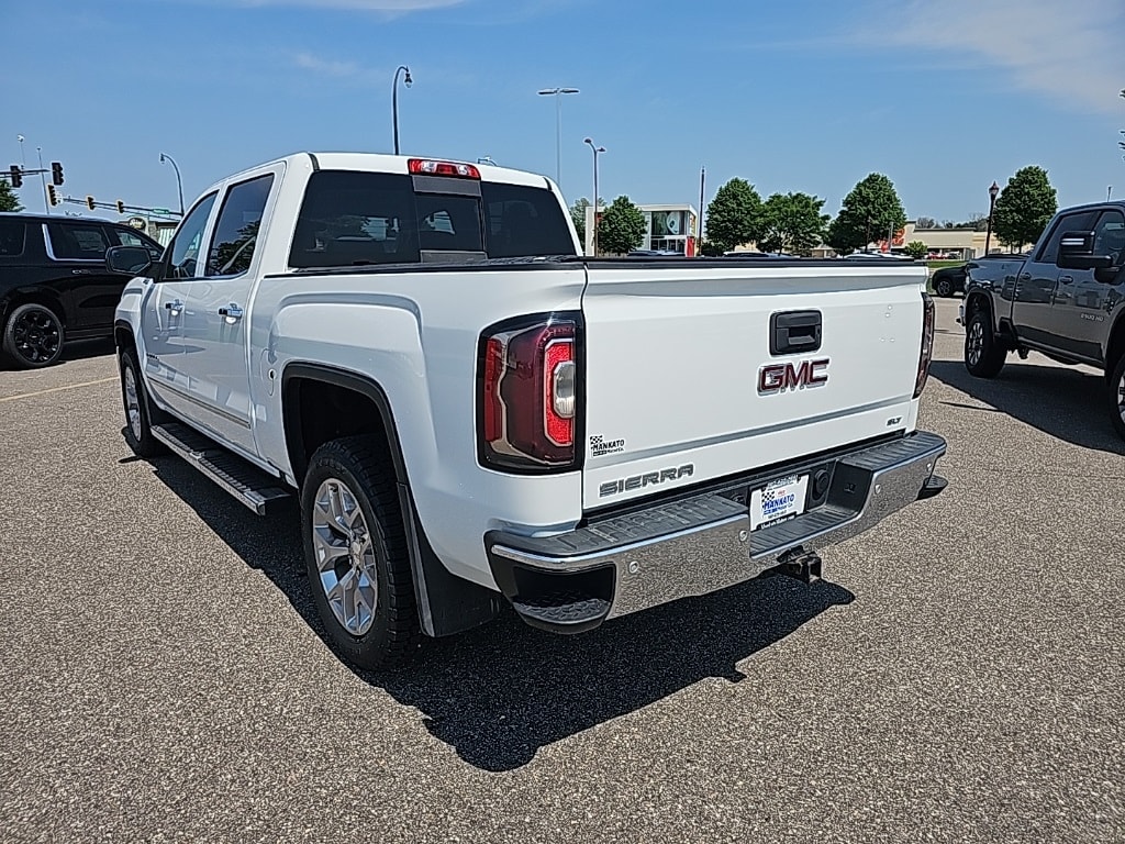 Used 2018 GMC Sierra 1500 SLT with VIN 3GTU2NEC0JG320556 for sale in Mankato, Minnesota