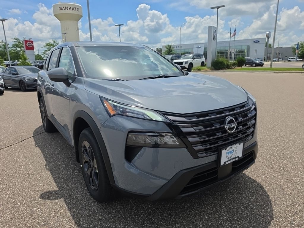 New 2026 Nissan Rogue SV SUV