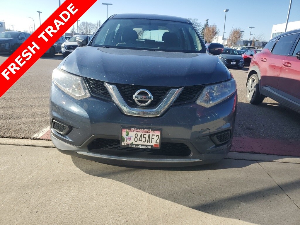 Used 2015 Nissan Rogue S SUV