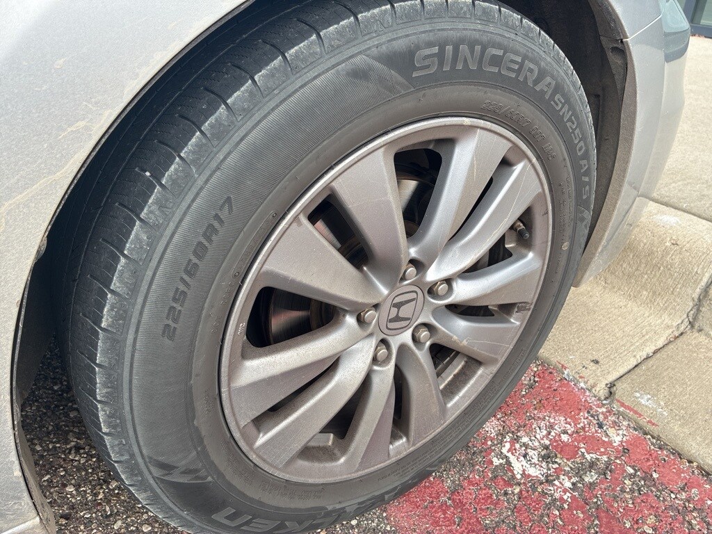 2012 Honda Accord EX-L photo 4