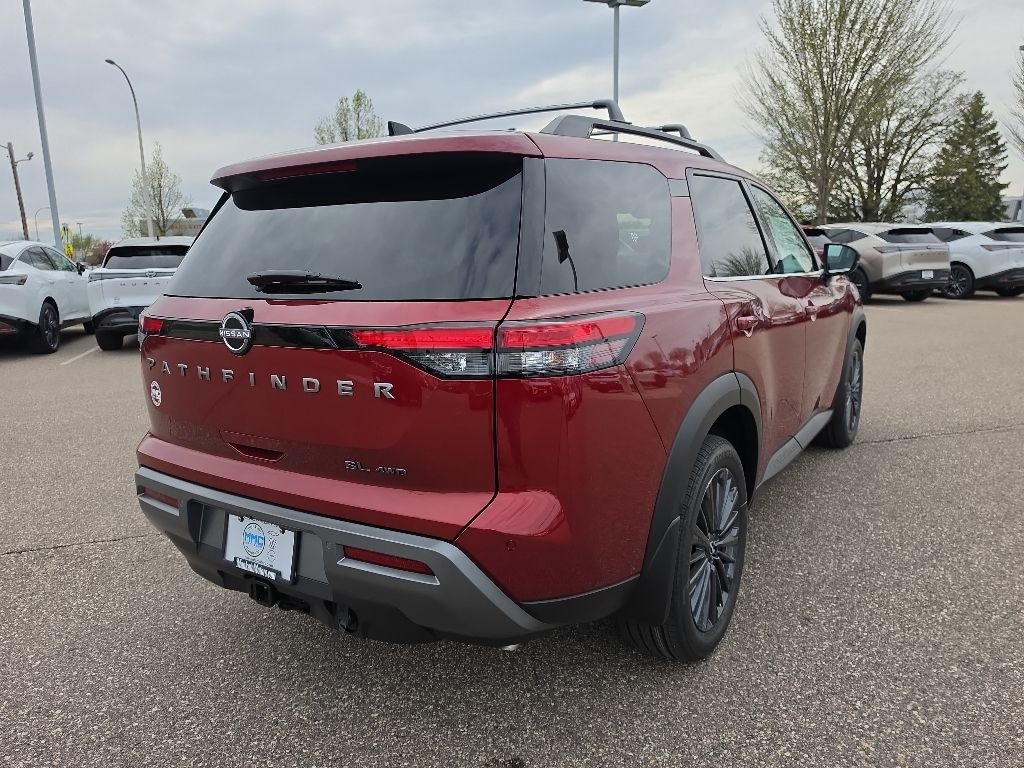 New 2026 Nissan Pathfinder SL SUV