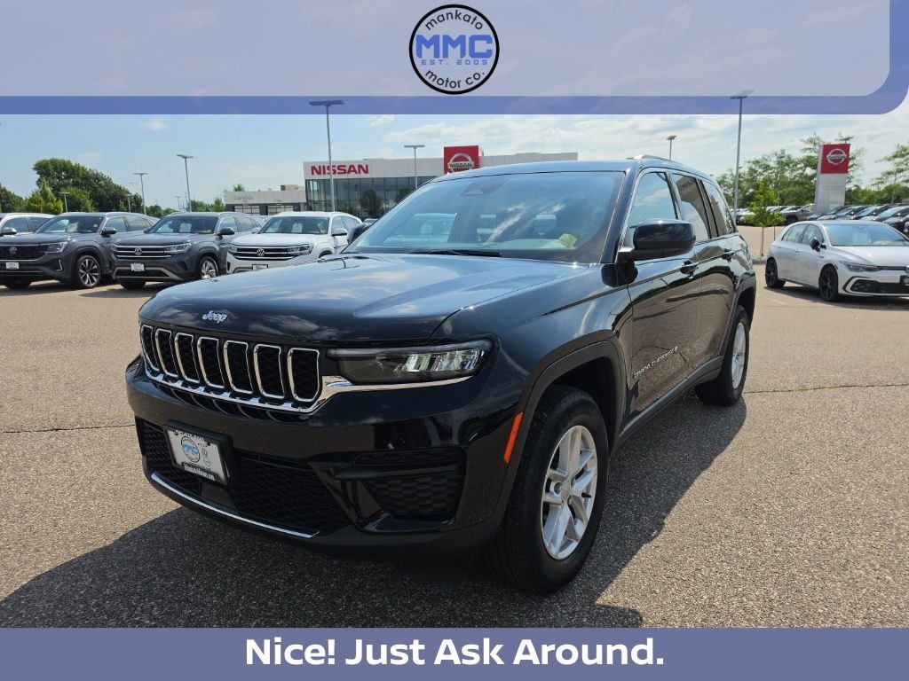 Used 2023 Jeep Grand Cherokee Laredo SUV