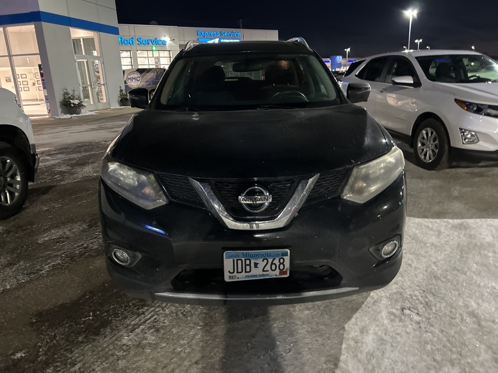 Used 2016 Nissan Rogue SV SUV