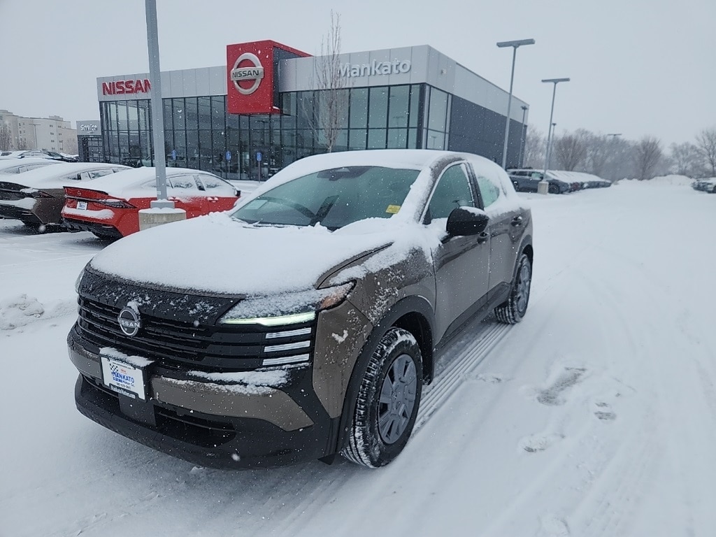 New 2026 Nissan Kicks S SUV