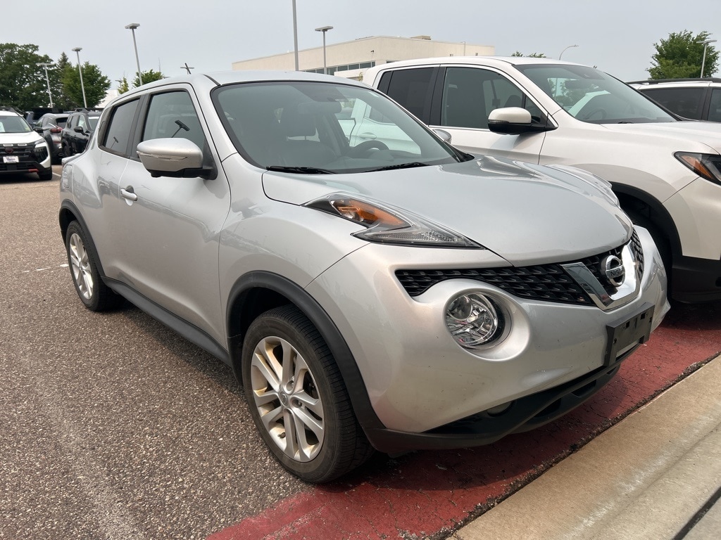Used 2015 Nissan JUKE SL with VIN JN8AF5MV9FT563050 for sale in Mankato, Minnesota