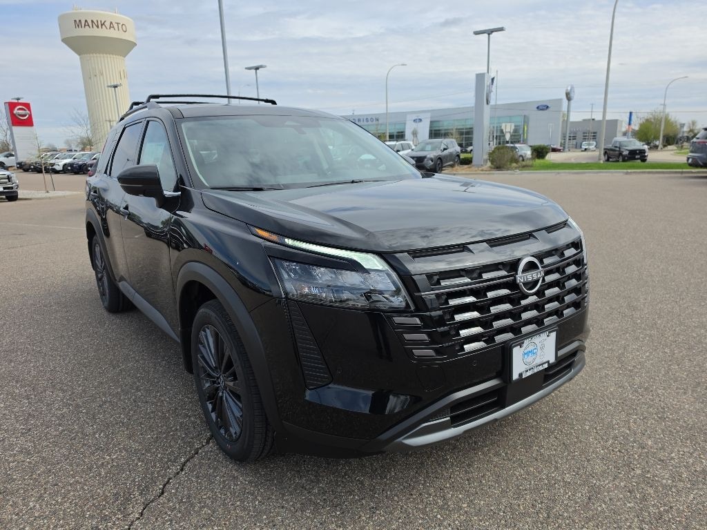 New 2026 Nissan Pathfinder SL SUV
