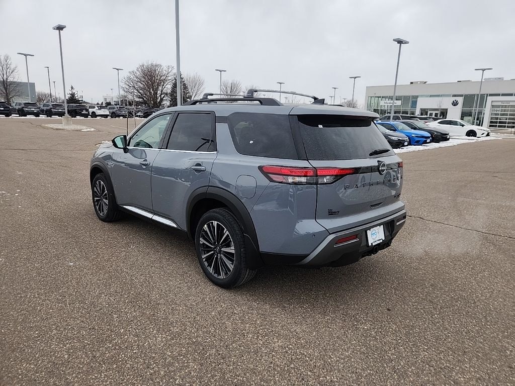 New 2026 Nissan Pathfinder Platinum SUV